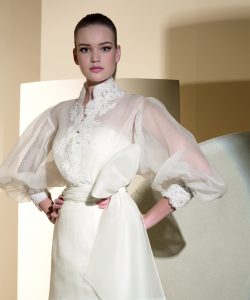 420-A-250x300 Bolero de novia del vestido 420 de Innovias