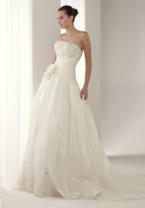 f9947f6ed6d085a6-209x300 vestido-novia-aneto-innovias