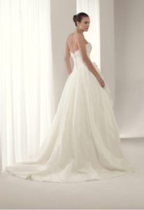 ff4ac5a8bb1c18d7-206x300 Espalda-vestido-novia-aneto