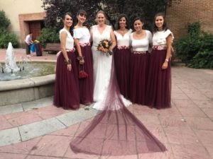 novia-innovias-jessica-velo-tul-burdeos-BR-300x225 novia-innovias-jessica-velo-tul-burdeos-BR