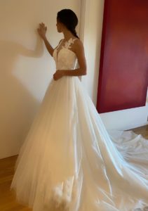 INARA-N-INNOVIAS-BP-211x300 VESTIDO-NOVIA-IRIA-INNOVIAS-BP