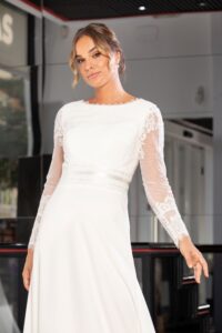Innovias-vestido-novia-ali-detalle-2-200x300 Innovias-vestido-novia-ali-detalle-2