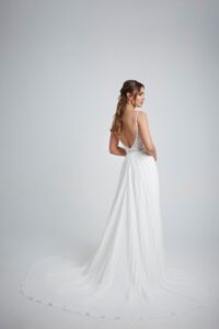 INNOVIAS_hali-espalda-vestido-novia-200x300 INNOVIAS_hali-espalda-vestido-novia