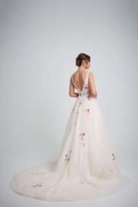 INNOVIAS_helen-vestido-novia-espalda-200x300 INNOVIAS_helen-vestido-novia-espalda