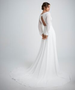 INNOVIAS_leiva-espalda-vestido-novia-1-250x300 INNOVIAS_leiva-espalda-vestido-novia-1