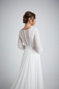 INNOVIAS_lirio-vestido-novia-detalle-espalda-200x300 INNOVIAS_lirio-vestido-novia-detalle-espalda