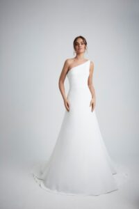 INNOVIAS_livana-vestido-novia-200x300 INNOVIAS_livana-vestido-novia