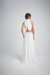 INNOVIAS_luz-vestido-novia-2-piezas-espalda-200x300 INNOVIAS_luz-vestido-novia-2-piezas-espalda