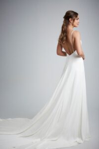 INNOVIAS_vestido-novia-alegra-espalda-200x300 INNOVIAS_vestido-novia-alegra-espalda