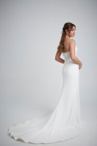 INNOVIAS_vestido-novia-lima-espalda-200x300 INNOVIAS_vestido-novia-lima-espalda