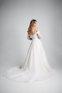 vestido-novia-hadar-espalda-innovias-mangas-200x300 vestido-novia-hadar-espalda-innovias-mangas