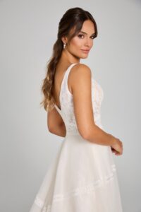 INNOVIAS_096-vidia-cerca-200x300 INNOVIAS_vestido-novia-vidia-cerca