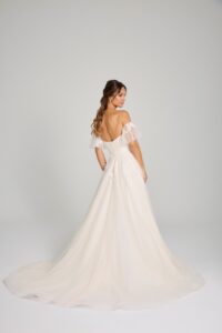 INNOVIAS_387-rosetta-espalda-200x300 vestido-novia-rosetta-espalda-manga