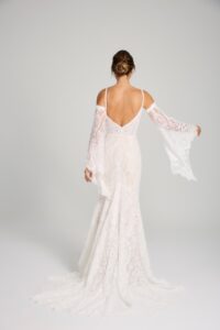 vestido-novia-lola-innovias-espalda-mangas-200x300 vestido-novia-lola-innovias-espalda-mangas